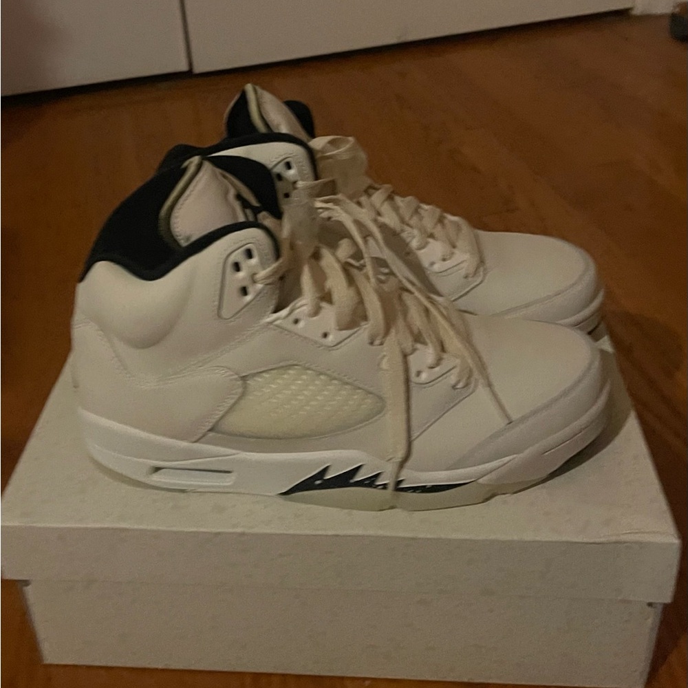 Jordan 5 (Sail)